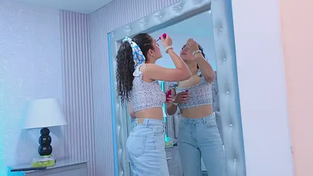 RoxanaAngel online show from March 4, 2026, 12:46 pm