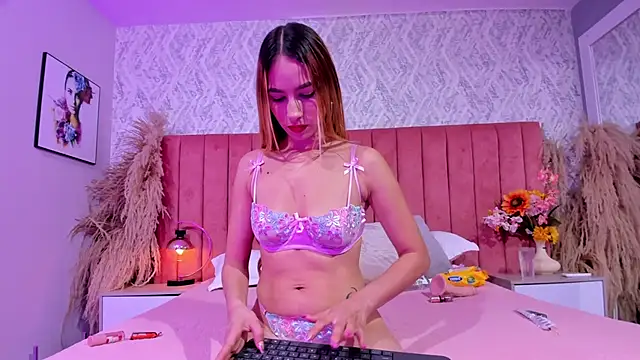 chiarabonds online show from March 6, 2026, 5:19 pm