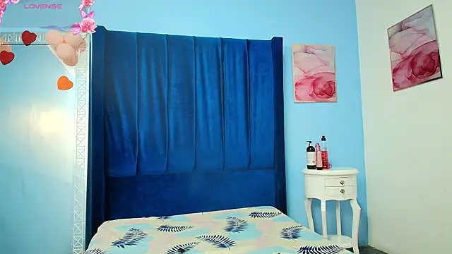 Snapshot of tifanibrown chatting on March 3, 2026, 2:13 pm tifanibrown online show from March 3, 2026, 2:13 pm