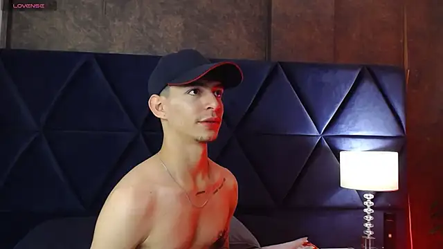 Logan Woods online show from February 28, 2026, 2:50 pm