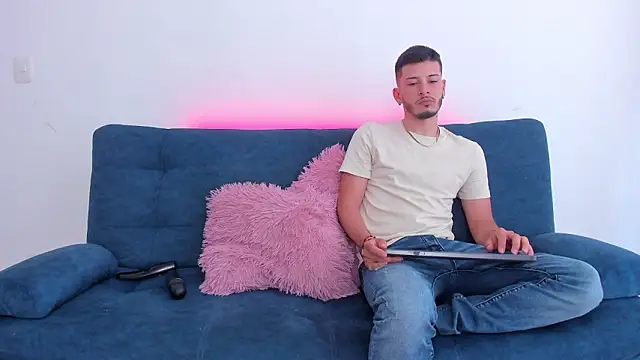 josh  val online show from March 19, 2026, 7:14 pm