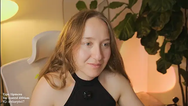 Scarlett NoirMuse online show from March 10, 2026, 9:41 pm