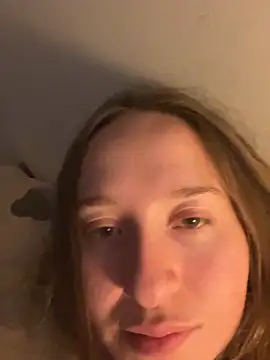 Scarlett NoirMuse online show from April 9, 2026, 2:02 am