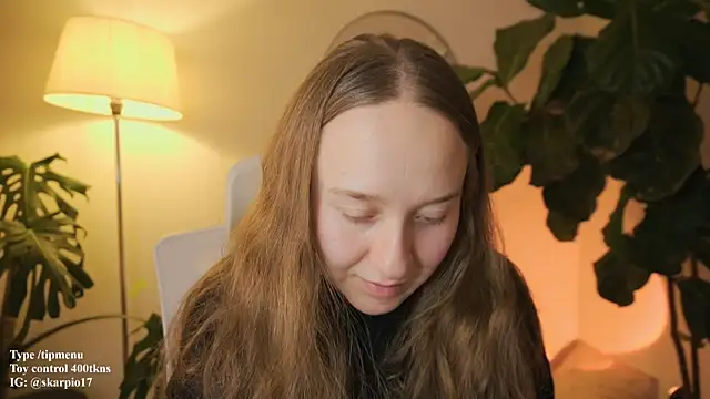 Scarlett NoirMuse online show from February 5, 2026, 2:07 am