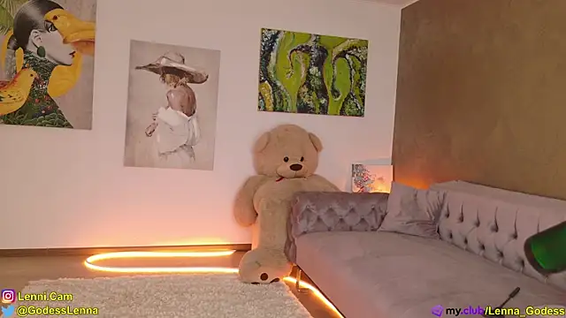 Lenna Godess online show from March 23, 2025, 6:26 am