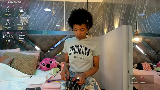 Snapshot of Afrodita_Greenn chatting on February 6, 2026, 3:46 am Afrodita Greenn online show from February 6, 2026, 3:46 am