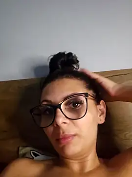 HiddendesireXO01 online show from February 12, 2026, 10:20 pm