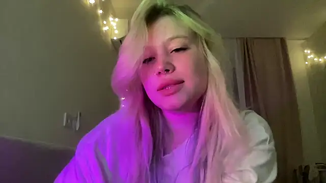 Lulu Di online show from March 30, 2026, 7:26 pm