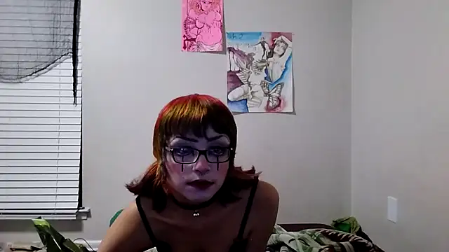 k1ttycl0wn online show from May 4, 2026, 4:38 am