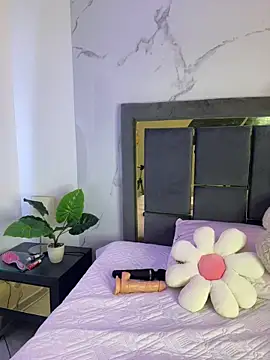 Snapshot of Doll_Luna_ chatting on February 5, 2026, 3:13 am Doll Luna online show from February 5, 2026, 3:13 am