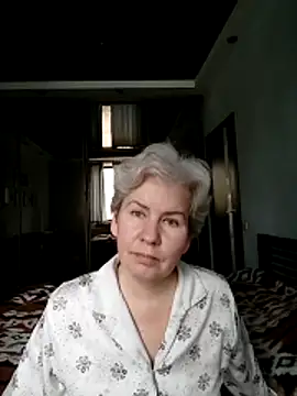 AvaSwan5354 online show from April 2, 2026, 12:12 pm