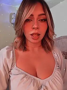 BellaDonna 16 online show from February 21, 2026, 4:03 am