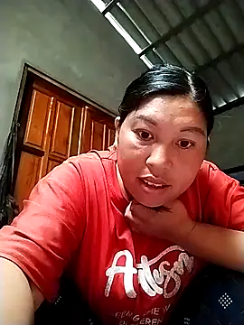 kussecka online show from April 28, 2026, 3:22 am