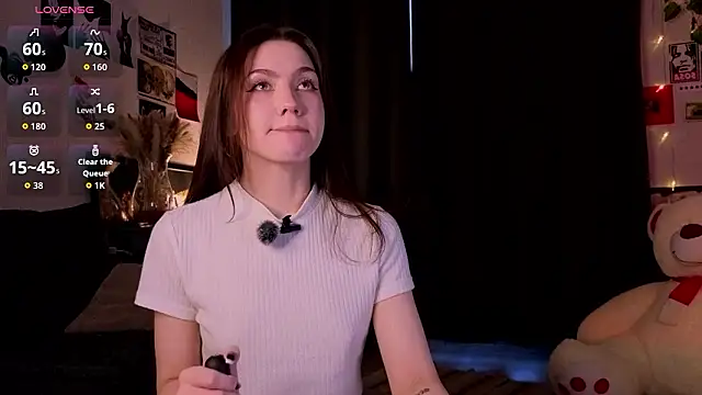 Snapshot of Kendaliby_ chatting on February 21, 2026, 2:24 am Kendaliby online show from February 21, 2026, 2:24 am