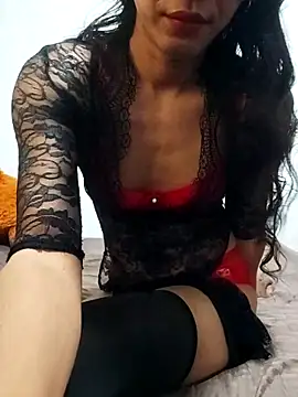 Snapshot of LillyRosh chatting on May 13, 2026, 8:54 am LillyRosh online show from May 13, 2026, 8:54 am