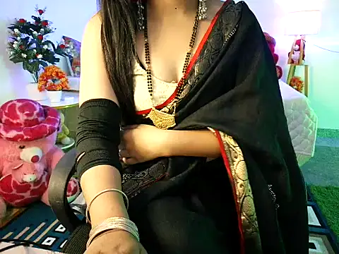 Snapshot of oo_yes_bhabhi chatting on May 10, 2026, 7:56 am oo yes bhabhi online show from May 10, 2026, 7:56 am