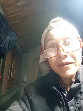 yoyosexy11 online show from February 25, 2026, 1:11 pm