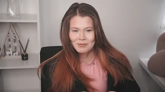 MarnieWootan online show from February 25, 2026, 4:45 am