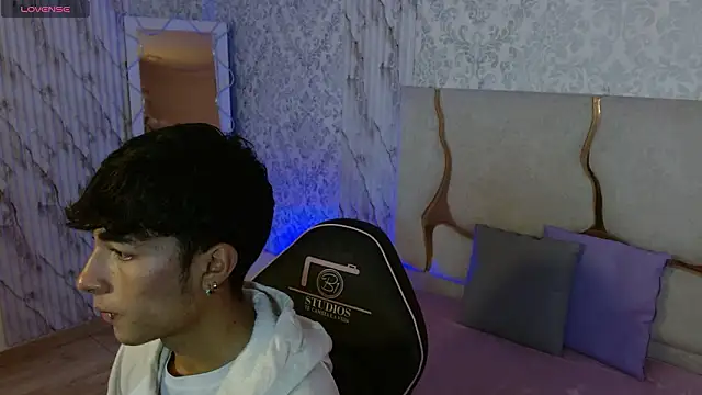 osamu tay online show from March 29, 2026, 3:08 am