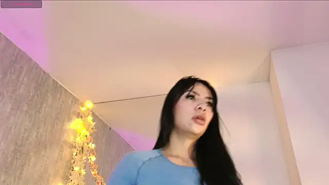 ValerySilva online show from April 6, 2026, 3:02 am