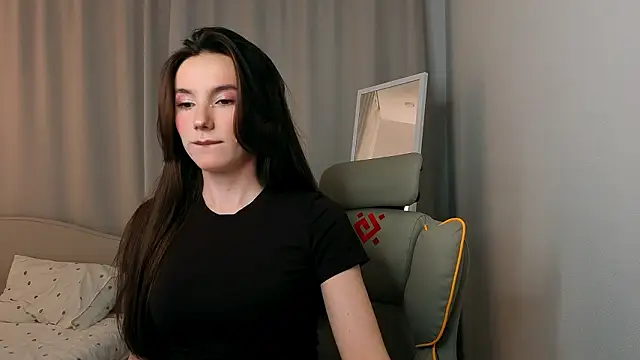 ssandralovin online show from March 19, 2026, 7:58 pm