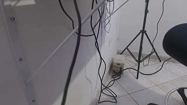 adara cute 69 online show from February 6, 2026, 8:05 pm