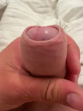  Mishaa01 online show from April 18, 2026, 10:21 pm