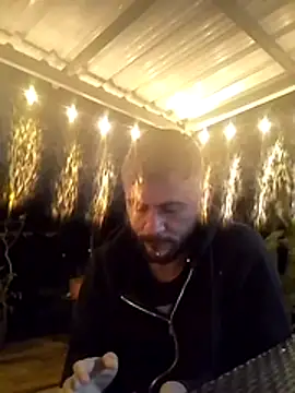 Snapshot of Erickpritz_xh chatting on May 3, 2026, 3:33 am Erickpritz xh online show from May 3, 2026, 3:33 am