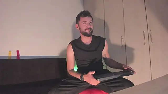 Erickpritz xh online show from March 31, 2026, 2:24 am