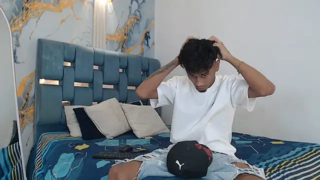 PRETTY COCK1 online show from February 22, 2026, 3:35 pm