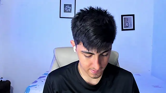 babyted272 online show from March 8, 2026, 6:49 am