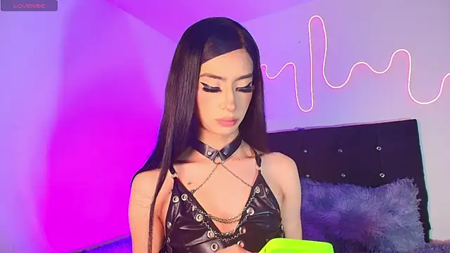 Martina Sky  online show from April 17, 2026, 9:01 am