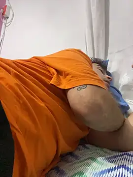 Snapshot of vanilla_Kush chatting on February 19, 2026, 4:53 am vanilla Kush online show from February 19, 2026, 4:53 am