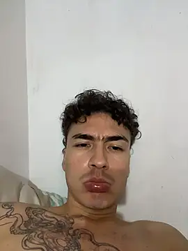 vanilla Kush online show from July 8, 2026, 10:27 am