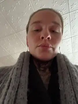 KishaMur online show from April 11, 2026, 5:15 am