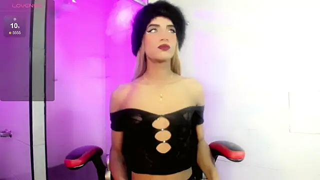 Samantha Ortega  online show from March 10, 2026, 11:25 am