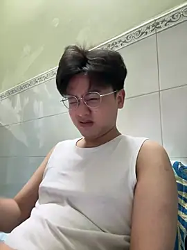 Kami Kazo online show from April 15, 2026, 2:54 pm