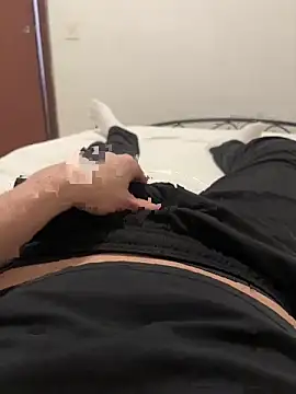 Snapshot of nolimits66 chatting on February 5, 2026, 8:04 pm nolimits66 online show from February 5, 2026, 8:04 pm