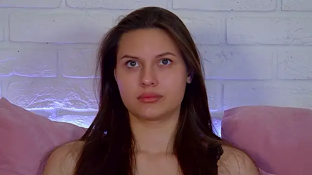 AliceVersal online show from April 17, 2026, 4:26 am