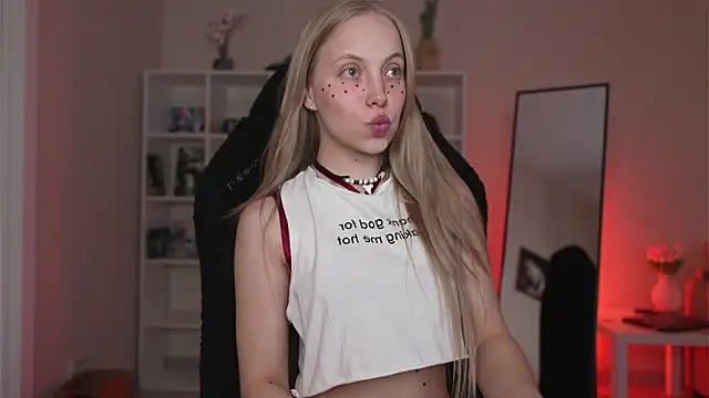 Appr0ved  online show from February 14, 2026, 3:12 pm