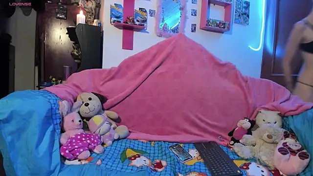 Rebecahart online show from April 1, 2026, 3:41 am