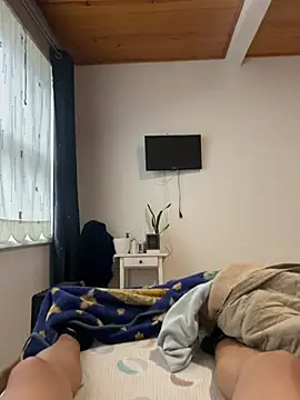 Snapshot of Leitequentegg chatting on February 15, 2026, 1:10 pm Leitequentegg online show from February 15, 2026, 1:10 pm