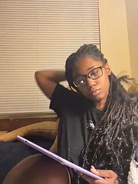 Snapshot of Ebonythroat777 chatting on February 7, 2026, 7:16 am Ebonythroat777 online show from February 7, 2026, 7:16 am