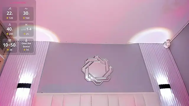 KataThonpson online show from April 18, 2026, 4:04 am