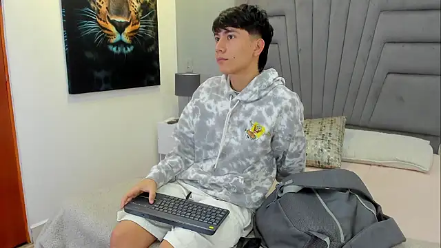 Raphael Nyon online show from February 25, 2026, 11:32 am