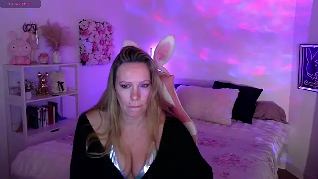 ArchangelTheFrancaise online show from February 12, 2026, 1:22 pm