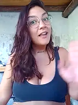 kuramaqueen online show from February 22, 2026, 9:05 pm