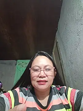 hotpinay 45 online show from April 16, 2026, 8:09 pm