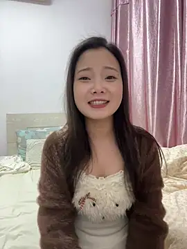 Snapshot of BIGBABYYEYE chatting on April 20, 2026, 1:35 pm BIGBABYYEYE online show from April 20, 2026, 1:35 pm