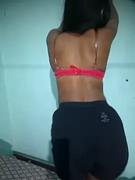 Snapshot of Roohbabe chatting on February 14, 2026, 12:16 pm Roohbabe online show from February 14, 2026, 12:16 pm